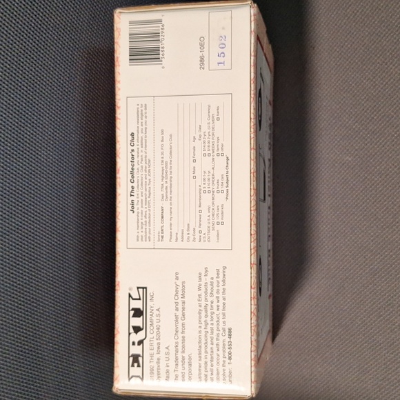 1950 Budweiser Chevrolet Panel Truck Die-cast 1/25 Scale Metal Bank - Picture 4 of 5